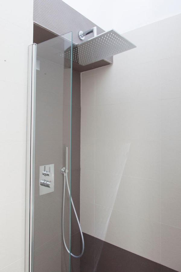 Iamartino Quality Rooms Termoli Bagian luar foto