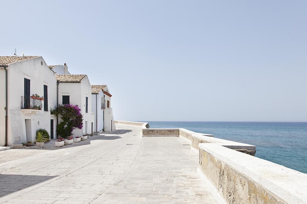 Iamartino Quality Rooms Termoli Bagian luar foto